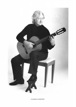 solo guitar playing 1_1